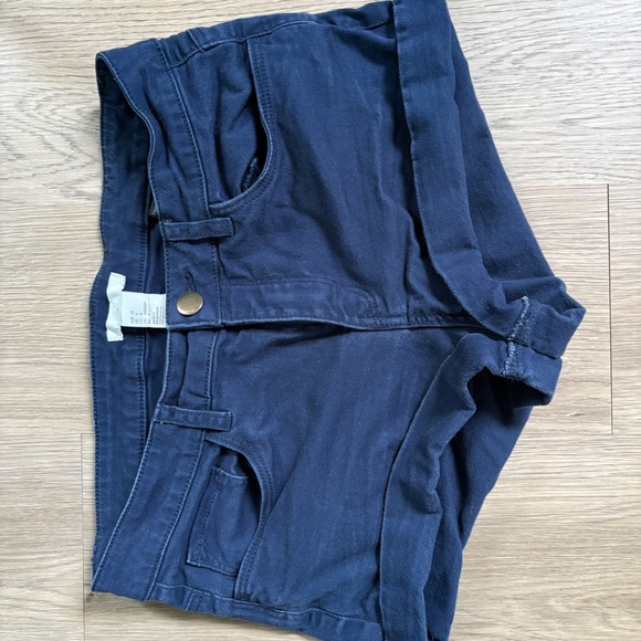 H&M Blue Short - Picture 1 of 4